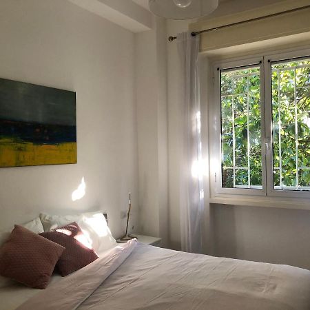 Lovely 2 Room Apartment With Small Garden Milánó Kültér fotó