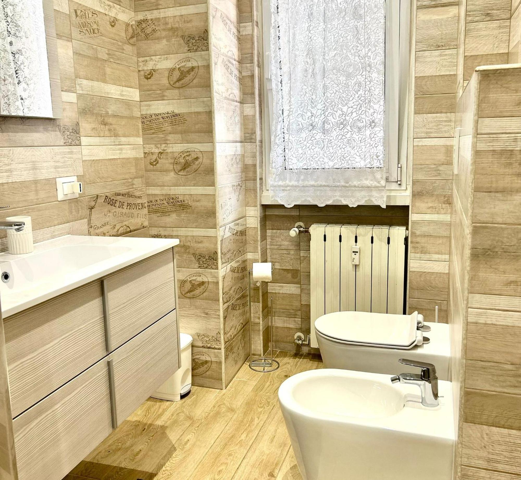 Lovely 2 Room Apartment With Small Garden Milánó Kültér fotó