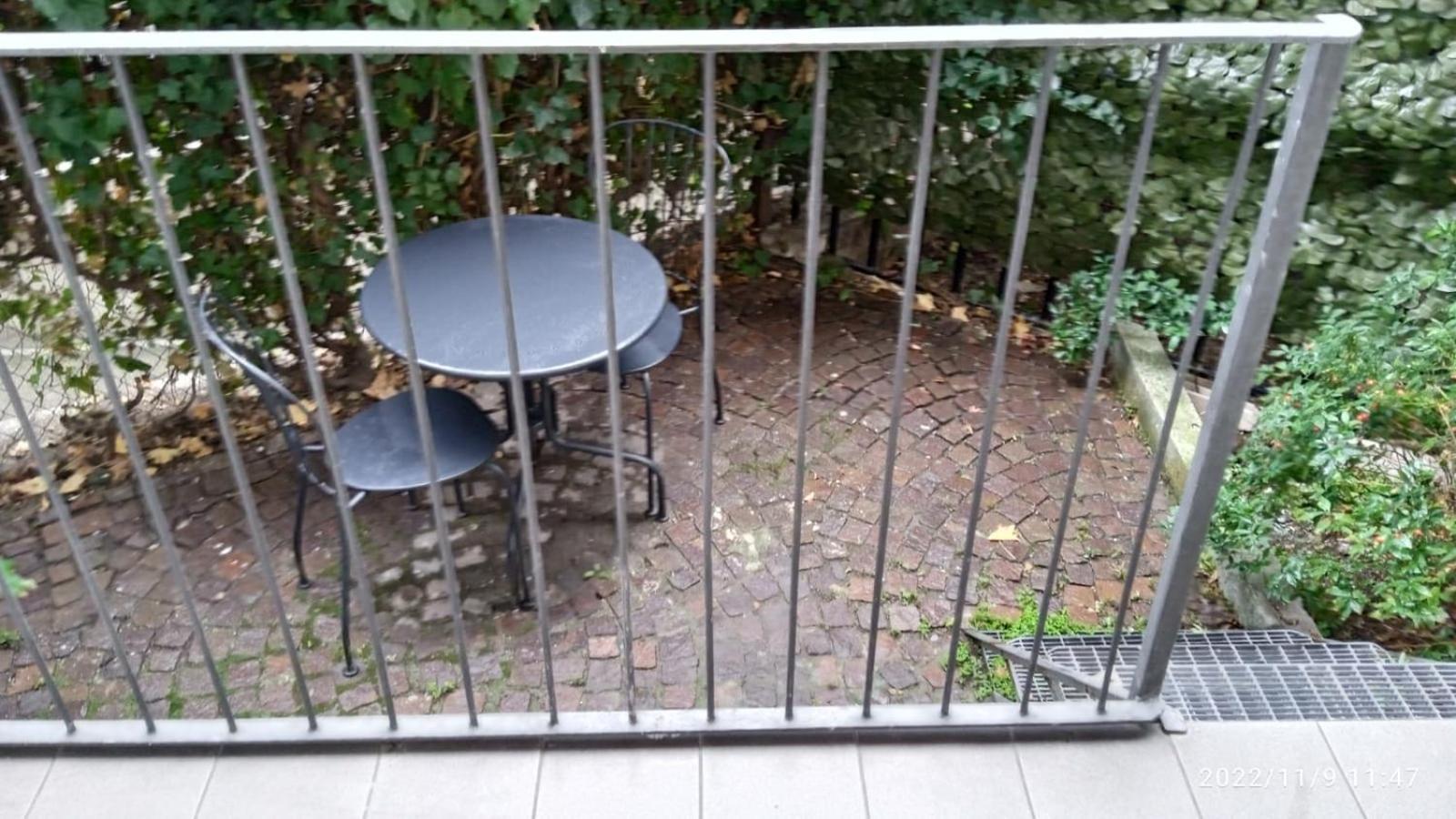 Lovely 2 Room Apartment With Small Garden Milánó Kültér fotó