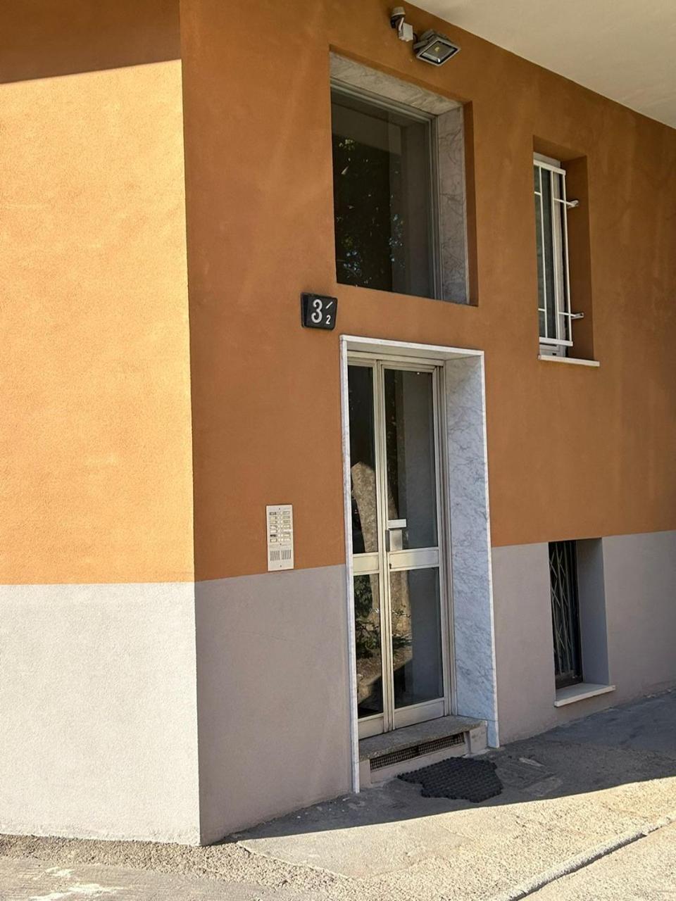 Lovely 2 Room Apartment With Small Garden Milánó Kültér fotó